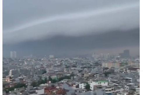 Viral, Video Awan seperti Ombak di Langit Jakarta, Apa Penyebabnya?