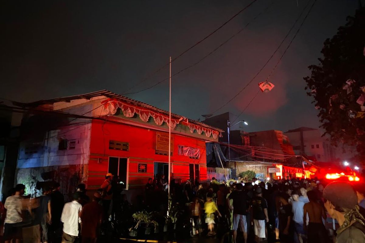 Kebakaran terjadi di Jalan Krendang Utara, RT 003 RW 002, Tambora, Jakarta Barat pada Kamis (7/9/2023) malam. 