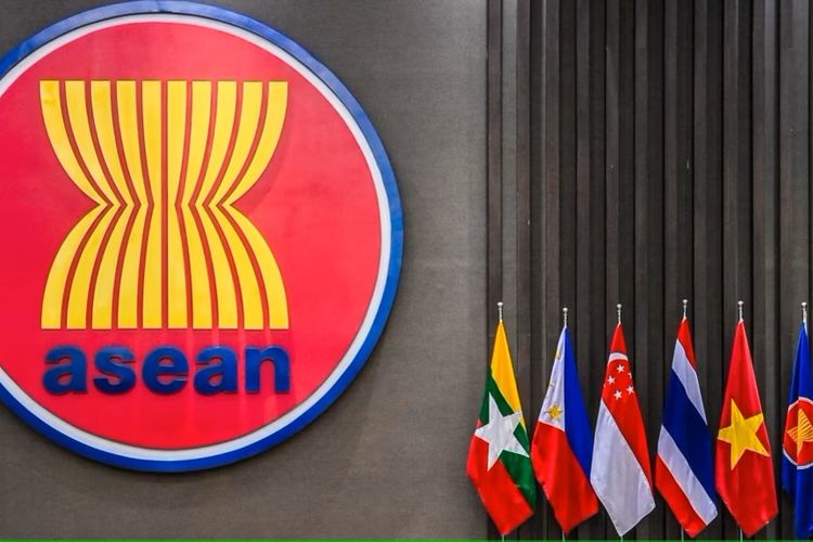 ASEAN akan menyelenggarakan sejumlah pertemuan, termasuk KTT, pada tahun ini. Namun pada saat ini, Indonesia menilai tidak ada pihak di Myanmar yang memiliki legitimasi untuk hadir pada tingkat politik. 