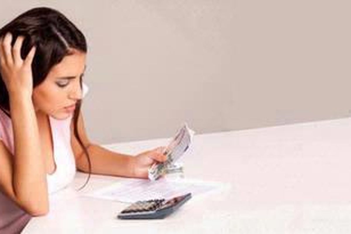 Uang bisa jadi masalah pelik dalam hubungan. Untuk itu penting bagi Anda mengaturnya dengan bijaksana.