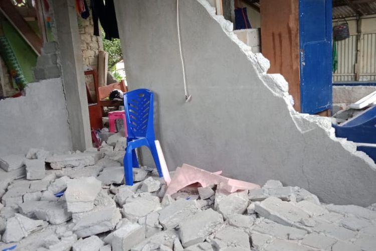 Gempa magnitudo 6,8 di Ambon, Maluku, Kamis (26/9/2019).