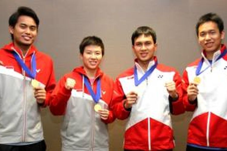 Dua juara All England 2014: Tontowi Ahmad/Liliyana Natsir dan Mohammad Ahsan/Hendra Setiawan