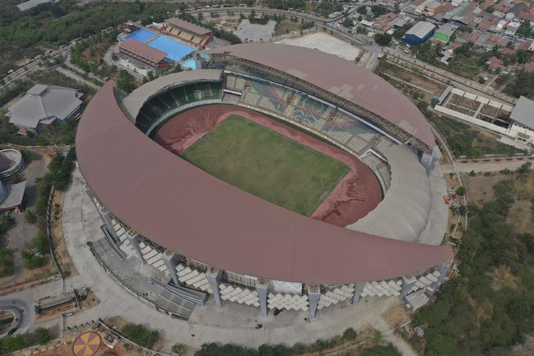 Foto udara Stadion Wibawa Mukti di Cikarang, Bekasi, Jawa Barat, Selasa (29/10/2019). Stadion Wibawa Mukti menjadi salah satu dari 10 stadion yang diajukan PSSI pada FIFA sebagai venue pada ajang Piala Dunia U-20 2021 di Indonesia.
