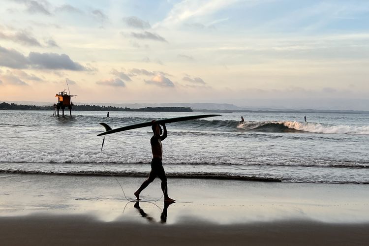153 Peselancar dari 12 Negara Ramaikan Batukaras Surf Festival 2026 di Pangandaran