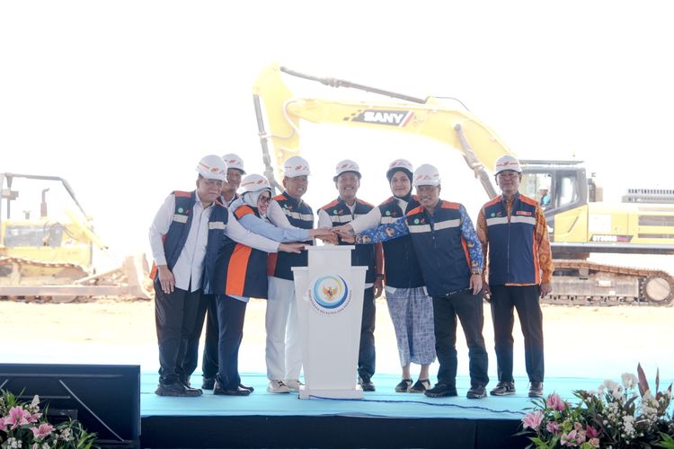 Perkuat Rantai Pasok Perikanan, Nindya Karya Resmi Bangun PPN Kejawanan di Cirebon