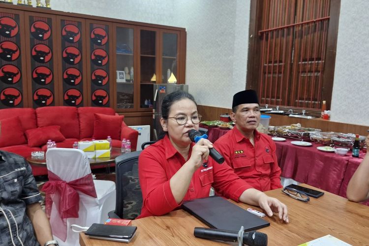Ketua Pemenangan Ganhar-Mahfud Jateng, Agustina Wilujeng di Panti Marhaen, Kamis (2/11/2023).