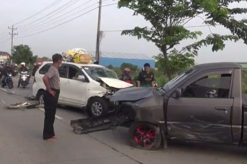 Diduga Sopir Mengantuk, Avanza Bermuatan 7 Pemudik Tabrak Pikap di Jalur Pantura Brebes