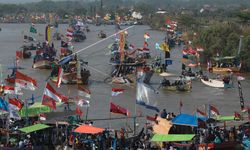 Stok Ikan di Laut Jawa Turun Drastis, Pencemaran Plastik Salah Satu Penyebabnya
