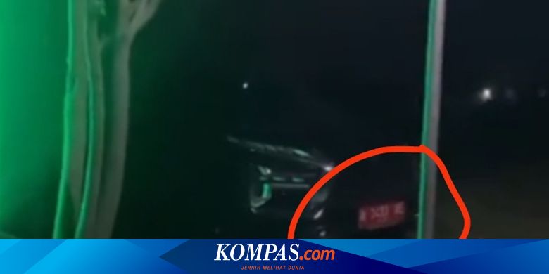 Mobil Pelat Merah Dibawa Karaoke di Demak, Pelaku Minta Maaf