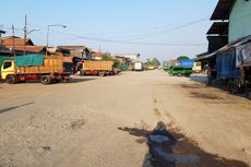 Kondisi Jalan Pasar Induk Beras Cipinang, yang PMD untuk Perbaikannya Sempat Ditolak...