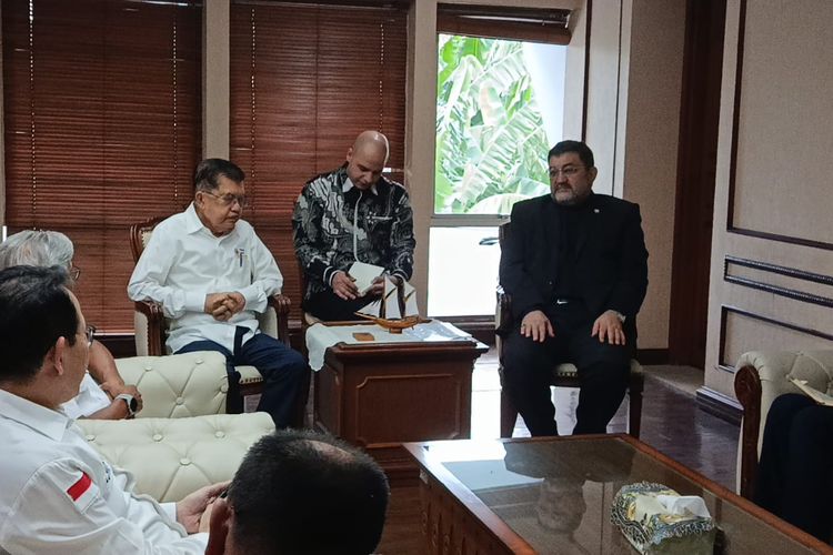 Imbas Perang dengan AS-Israel, Warga Iran Tak Bisa Rayakan Idul Fitri