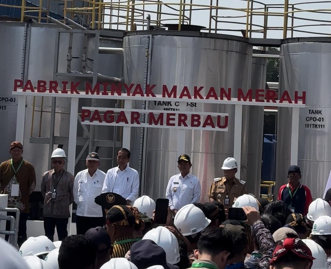 Resmikan Pabrik Minyak Makan Merah di Sumut, Jokowi: Ini yang Namanya Hilirisasi