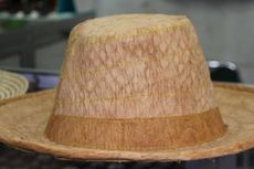 Topi dari Kulit Kayu, Suvenir Unik Khas Palangkaraya