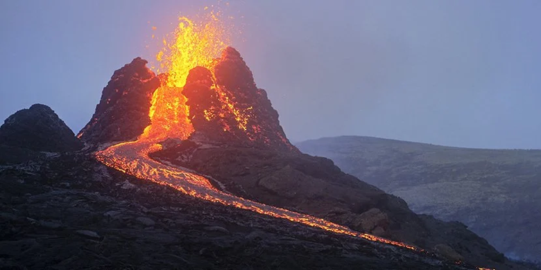 Letusan gunung berapi di Islandia terjadi pada Jumat, (19/3/2021). 