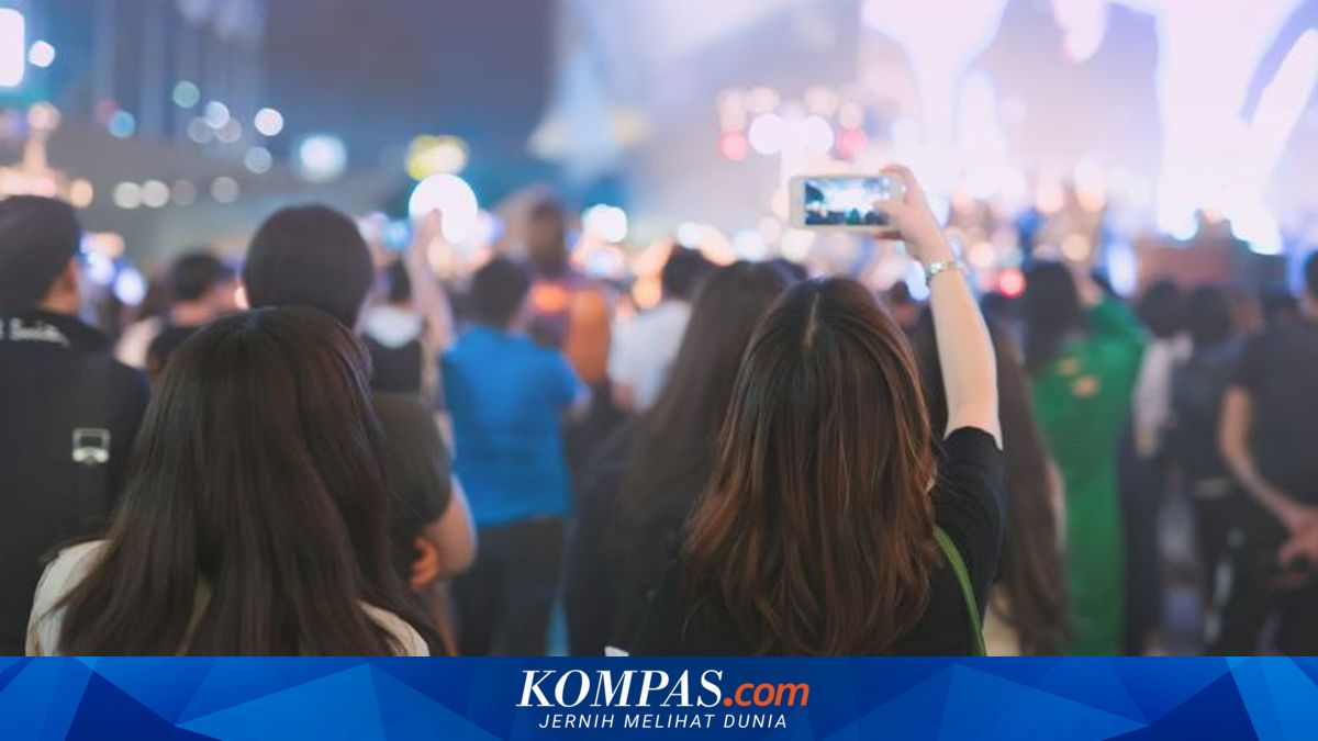 Фанат K-pop в Индонезии покупает билеты на концерты за миллионы рупий ради уникального опыта