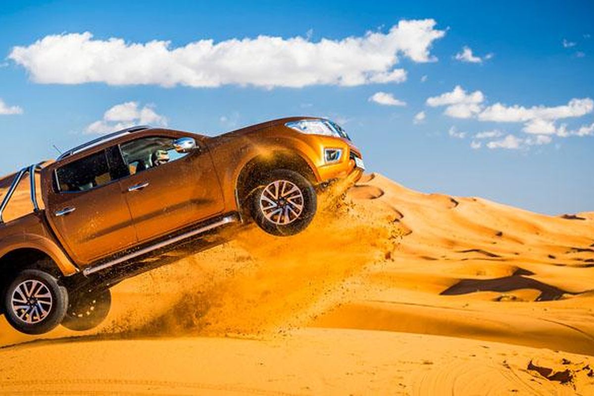 Nissan Navara jajal Gurun Sahara, Maroko.