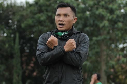 Saat Pemain PS Sleman Kehilangan Bola