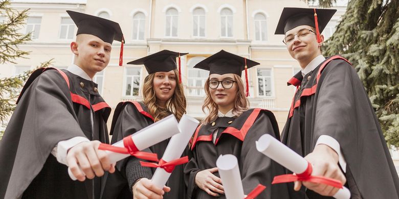 Contoh Pidato Tema Perpisahan Sekolah, Singkat dan Berkesan untuk