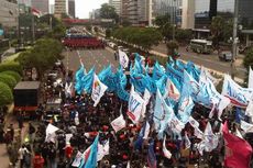 Buruh "Long March" Menuju Gedung BUMN dan Kemenko Kesra