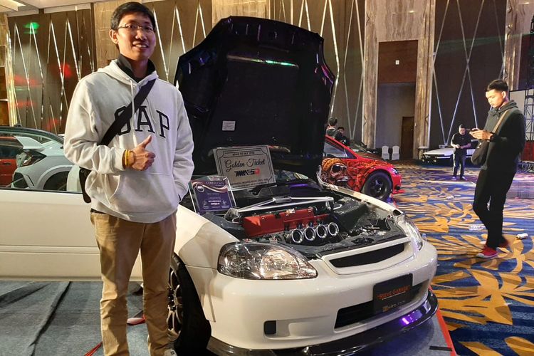 Steve, pemilik Honda Civic pemenang Car Fest 3 di Pekanbaru