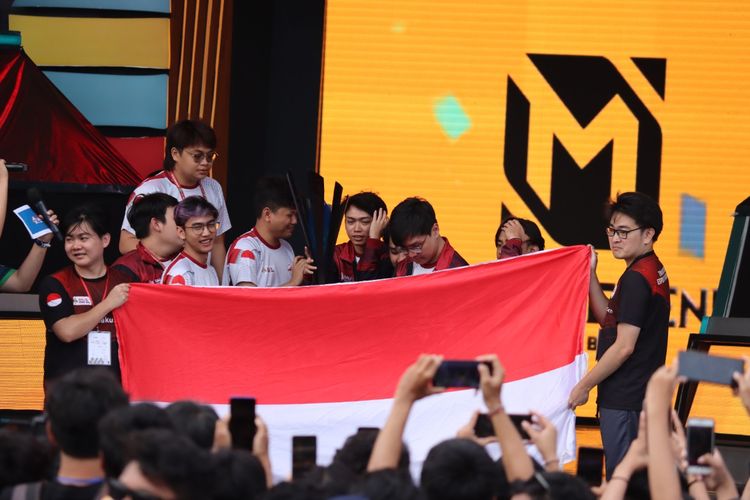 Tim Esports Indonesia berhasil menjadi juara umum Kejuaraan Dunia Esports 2022 yang diselenggarakan di Nusa Dua, Bali, pada 2-11 Desember 2022. Indonesia sukses meraih tiga medali emas dan satu perunggu.