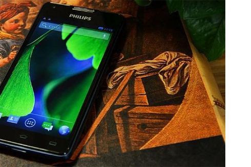 Philips Rilis Ponsel Android dengan Baterai 5.300 mAH