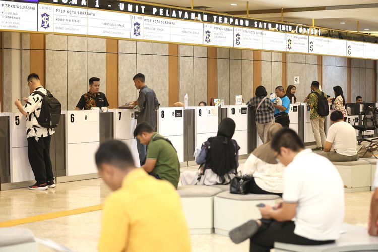 Pemkot Surabaya memastikan bahwa kebijakan penangguhan layanan KTP di Surabaya telah dikoordinasikan dengan pemerintah pusat dan tidak bersifat permanen. Adapun layanan akan kembali dibuka apabila kewajiban nafkah telah dipenuhi.

