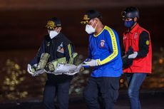 Tim DVI Serahkan 32 Jenazah Korban Sriwijaya Air SJ 182 ke Keluarga