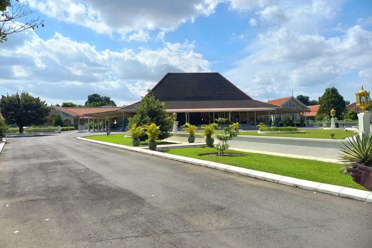 Kadipaten Pakualaman Gelar Pasar Sewandanan, Sajikan Kuliner dan Jathilan