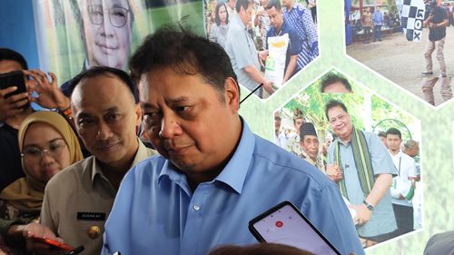 Airlangga: Cuma Prabowo yang Bisa Lanjutkan Program BLT hingga Listrik Gratis