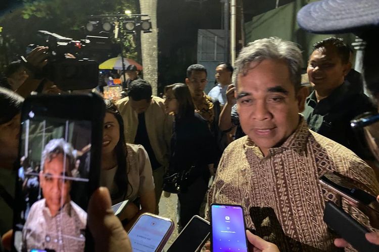 Sekretaris Jenderal Partai Gerindra Ahmad Muzani menyatakan, nama bakal calon wakil presiden Prabowo Subianto tidak disebut dalam pertemuan di kediaman Prabowo di Jalan Kertanegara, Kebayoran Baru, Jakarta Selatan, Jumat (13/10/2023) petang.
