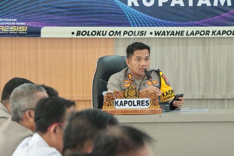 Kapolres Nganjuk, AKBP Siswantoro