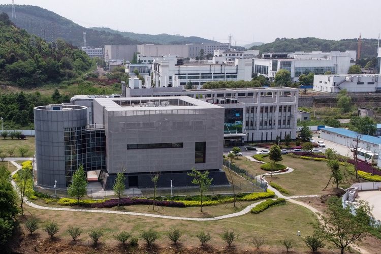 Foto yang diambil pada 17 April 2020 menunjukkan bangunan laboratorium P4 di Institut Virologi Wuhan, Provinsi Hubei, China.