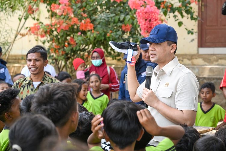 Tak Ingin Anak-anak Kehilangan Ruang Belajar, Kementrans Turun Tangan Pulihkan MI Al-Ikhtiar