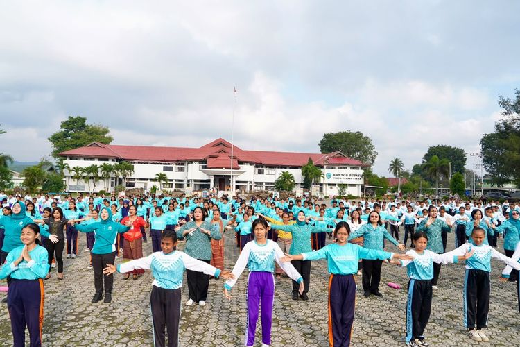 Ketum TP PKK Ajak Pelajar TTU Siapkan Diri Menjadi Generasi Emas 2045