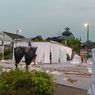 Tenda Takjil Masjid Raya Sheikh Zayed Solo Ambruk
