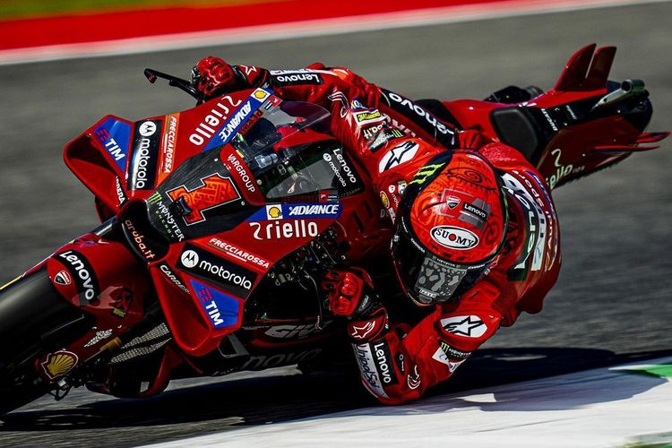 Francesco Bagnaia saat berlaga pada MotoGP Italia 2023