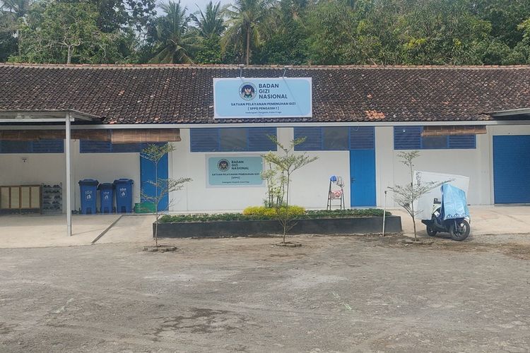 Satuan Pelayanan Pemenuhan Gizi (SPPG) di Kalurahan Kedungsari, Kapanewon Pengasih, Kabupaten Kulon Progo, Daerah Istimewa Yogyakarta.