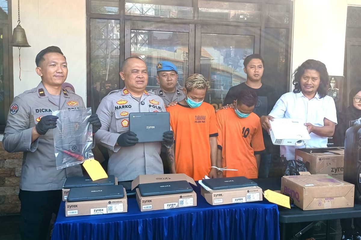 Dua pemuda pencuri spesialis sekolah ditangkap kepolisian Rabu (10/4/2024). Keduanya mengaku terpaksa mencuri karena berstatus penganggur.