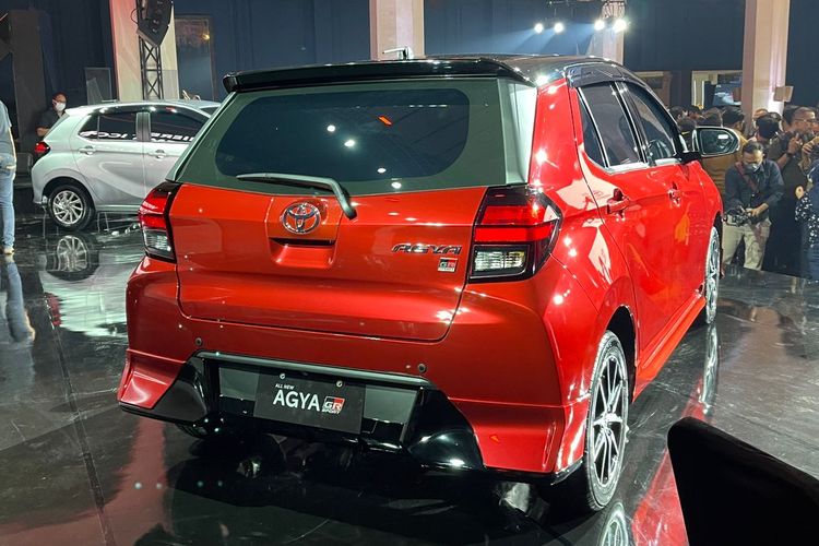Tampilan belakang generasi terbaru Toyota Agya kini dijual dua varian LCGC dan City Car.