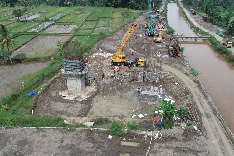 Progres pengerjaan konstruksi Jalan Tol Yogyakarta - Bawen. (Dokumentasi PT Jasamarga Jogja Bawen).