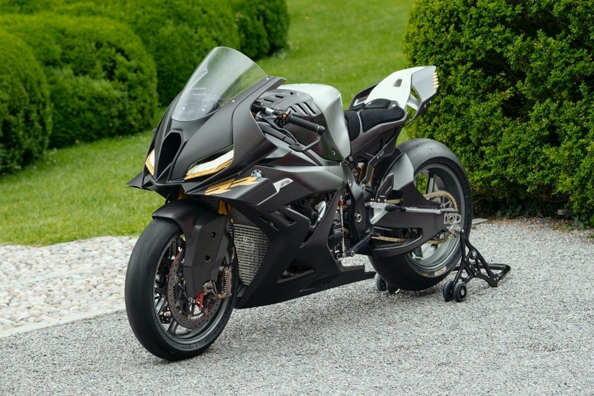BMW Concept RR