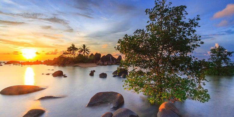 Salah satu sudut panorama pantai di Temajuk, Kabupaten Sambas, Kalimantan Barat.