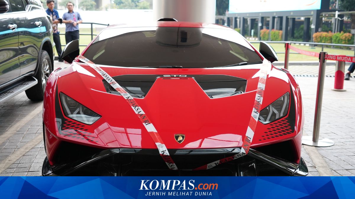 Kejagung Sita Lamborghini Milik Tersangka Korupsi Izin Tambang, Sempat Disimpan di Dalam Gang