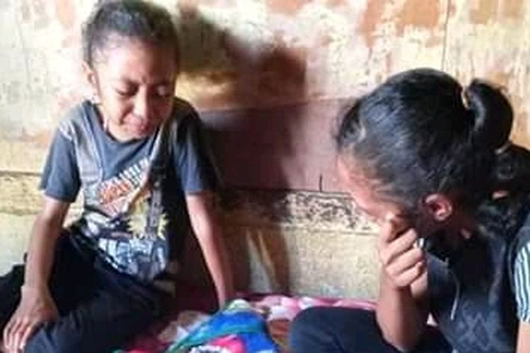 Foto : Bayi asal Kelurahan Kelurahan Amagarapati, Kecamatan Larantuka, Kabupaten Flores Timur meninggal dalam kandungan ibu, Sabtu (23/5/2020). 