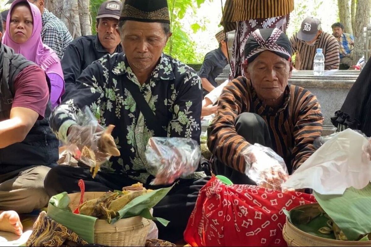 Nyadran warga Padukuhan Blarangan, Kalurahan Sidorejo, Ponjong, Gunungkidul. Senin (26/2/2024)