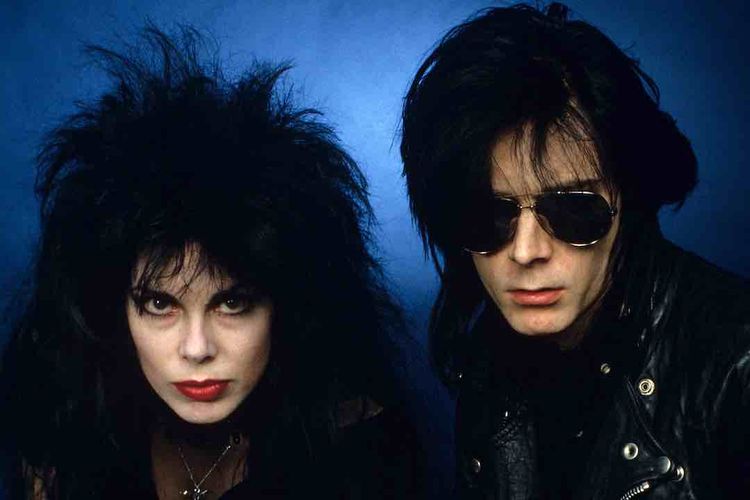 Sisters Of Mercy - Patricia Morrison And Andrew Eldritch, Sisters Of Mercy - Patricia Morrison And Andrew Eldritch (Photo by Brian Rasic/Getty Images)