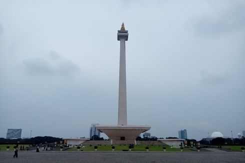 Monas Buka Kembali, Bisa Naik ke Puncak Tugu