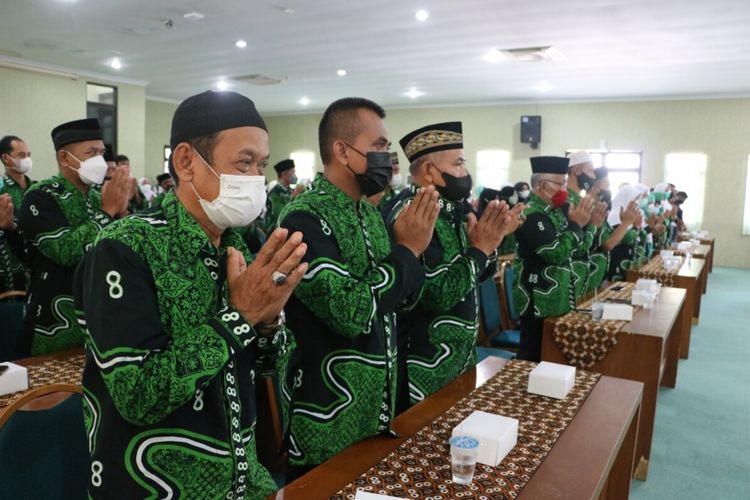 Sebanyak 131 calon jemaah haji asal Kabupaten Kulon Progo gagal berangkat ke Arah Saudi karena terkendala batas usia. 