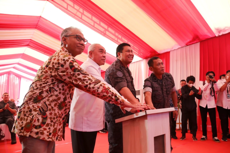 Peresmian laboratorium narkotika di Tanah Merah, Kota Samarinda, Kalimantan Timur, Rabu (9/11/2022). 
